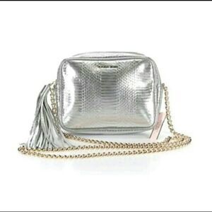 🔥VICTORIA Secret gold chain silver purse🔥